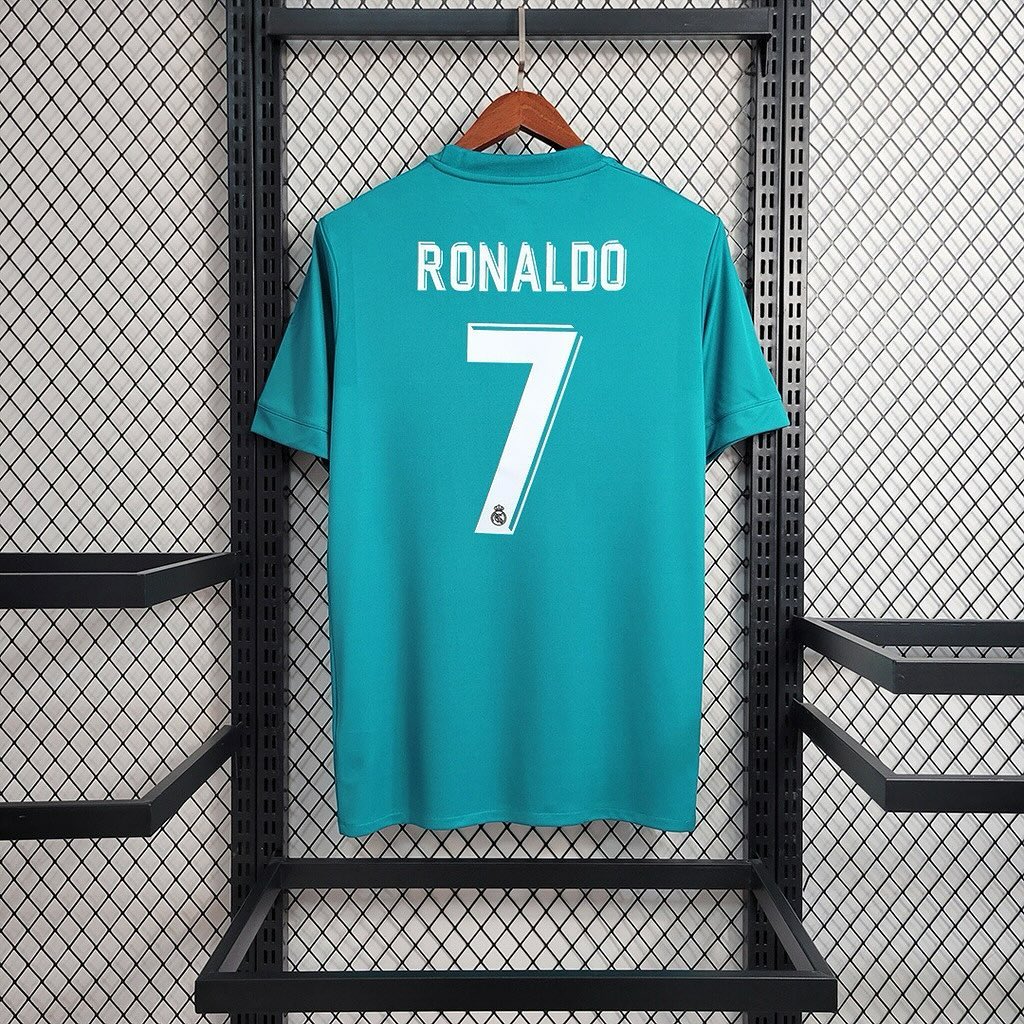 650725419 17990566442947134 7322763180000671877